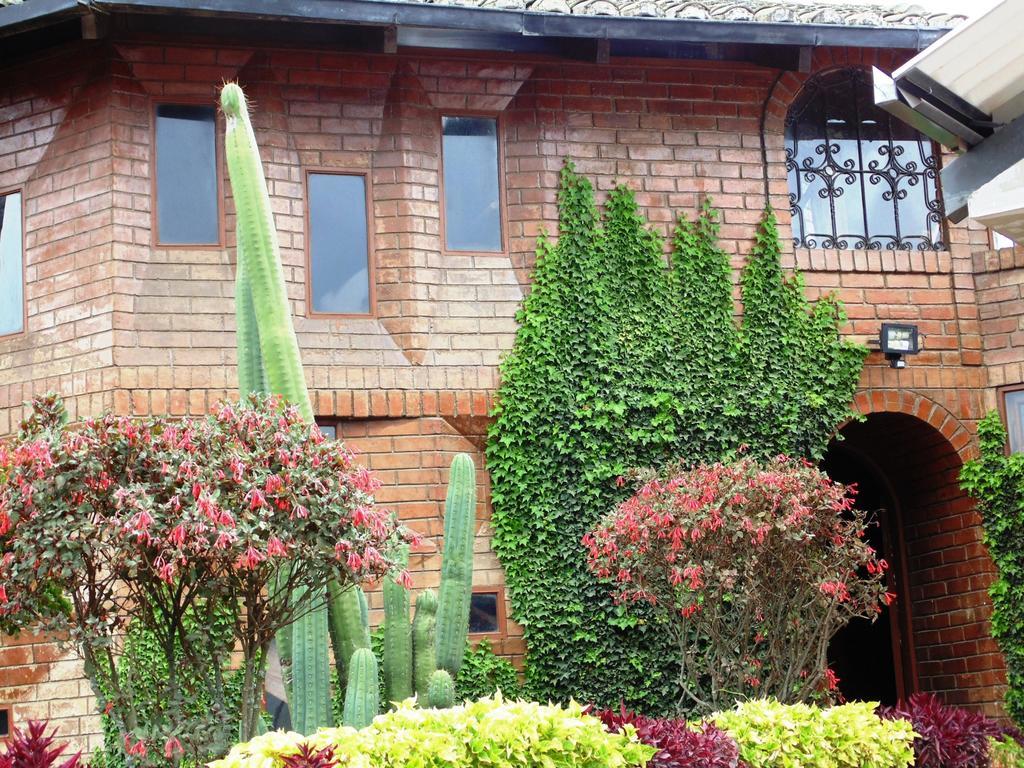 Hosteria Rosa Blanca Puembo Dış mekan fotoğraf